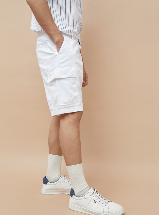 The BlueVibe fully stretchable white cargo shorts for men