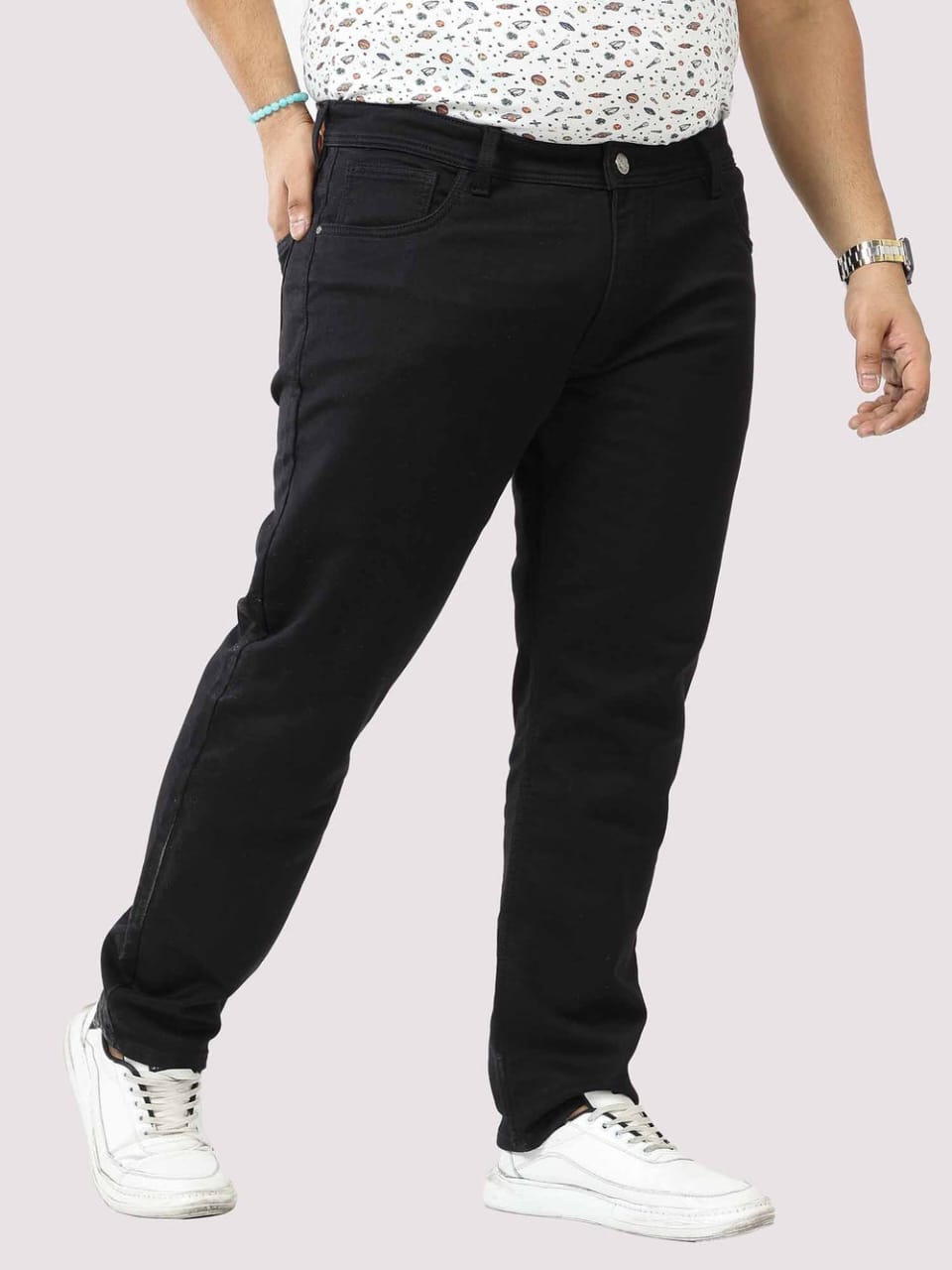 The BlueVibe black color plus size jeans