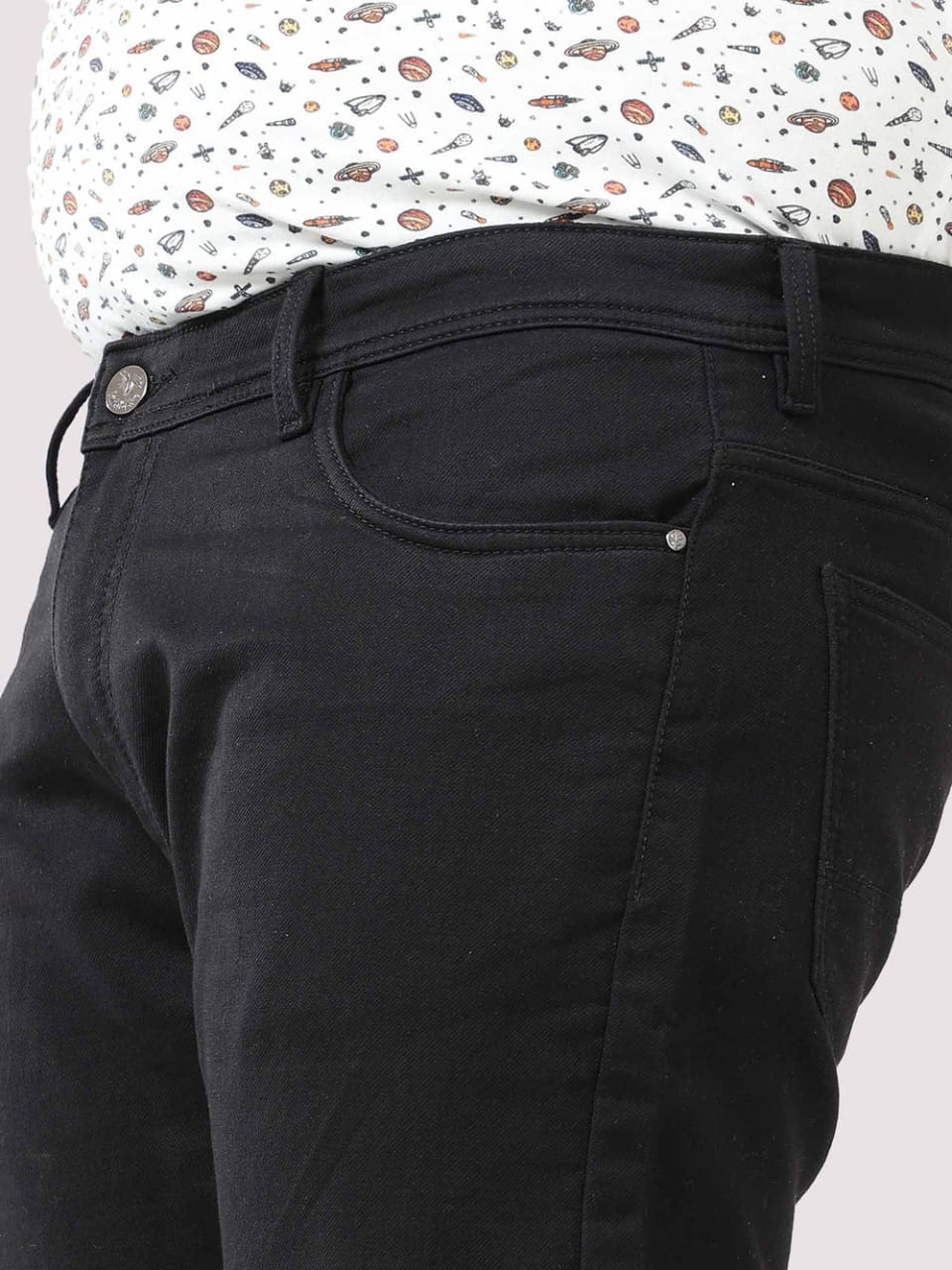 The BlueVibe black color plus size jeans