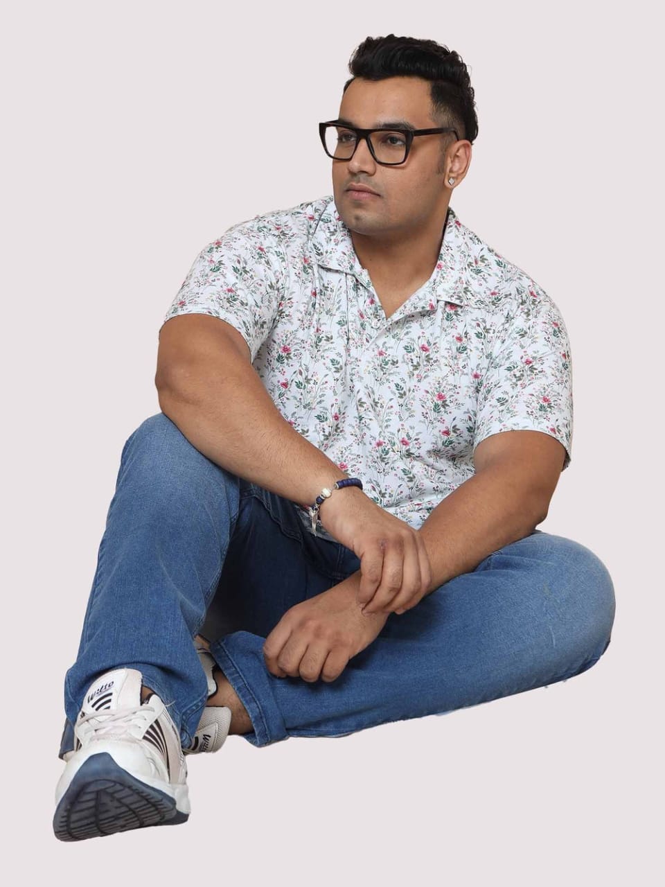 The BlueVibe Light blue plus size men denim